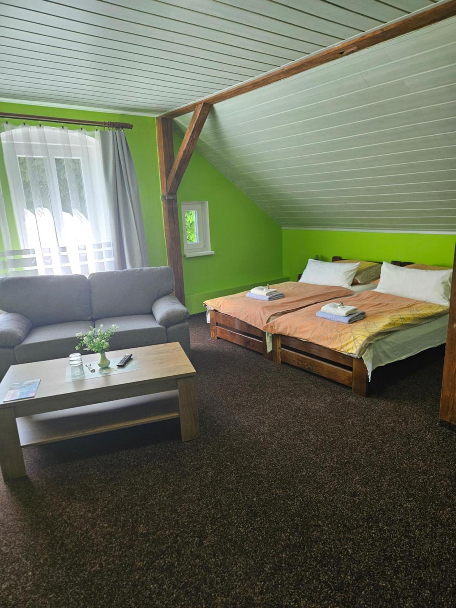 Guest House Pod Lesem Merklín Exterior foto